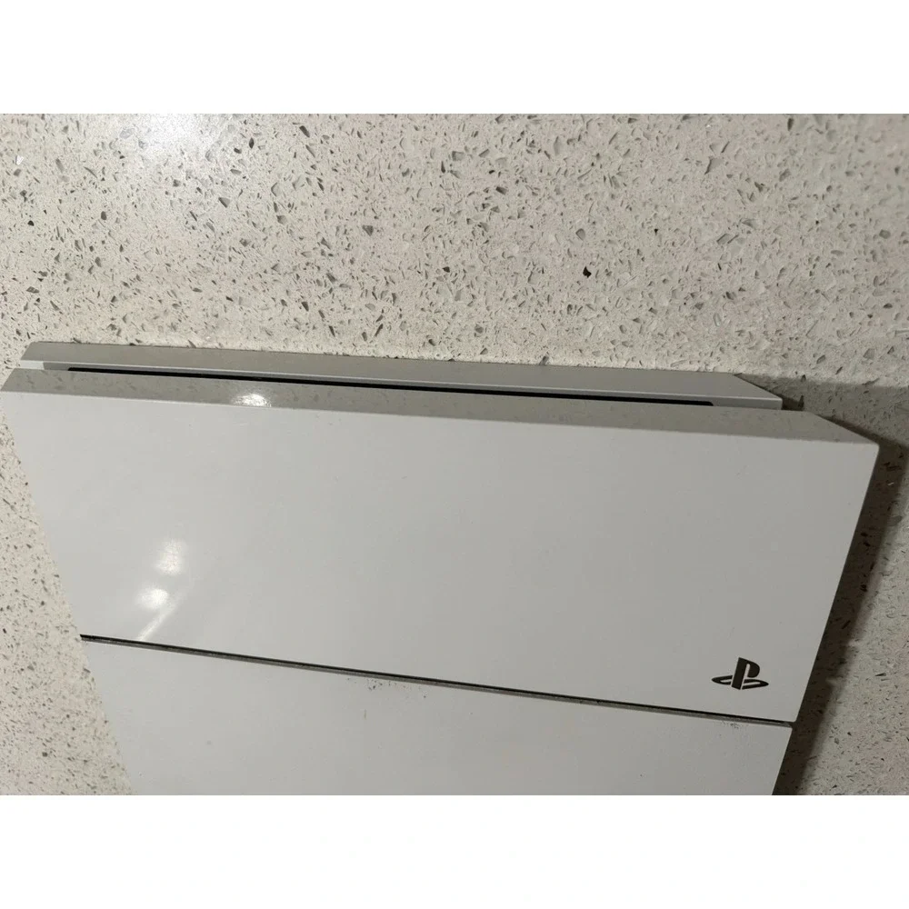 Sony PlayStation 4 500GB‎ Glacier White Console ,1 Controller,1 Game,plug Cord,